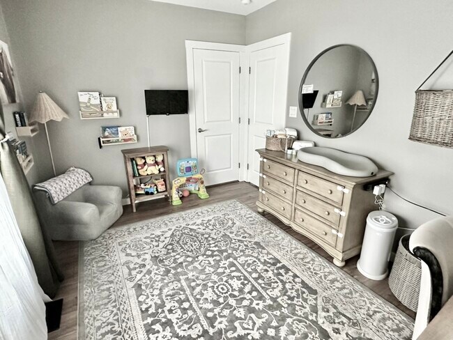 2nd bedroom with a door to bathroom and access to upstairs - 135 E Wayne Ter