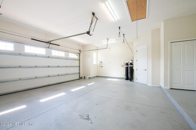 Building Photo - 3085 Danube Ct