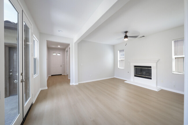 Building Photo - 5702 Segovia Way