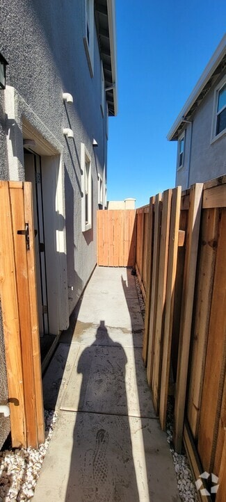 Building Photo - 3115 Delano Dr.