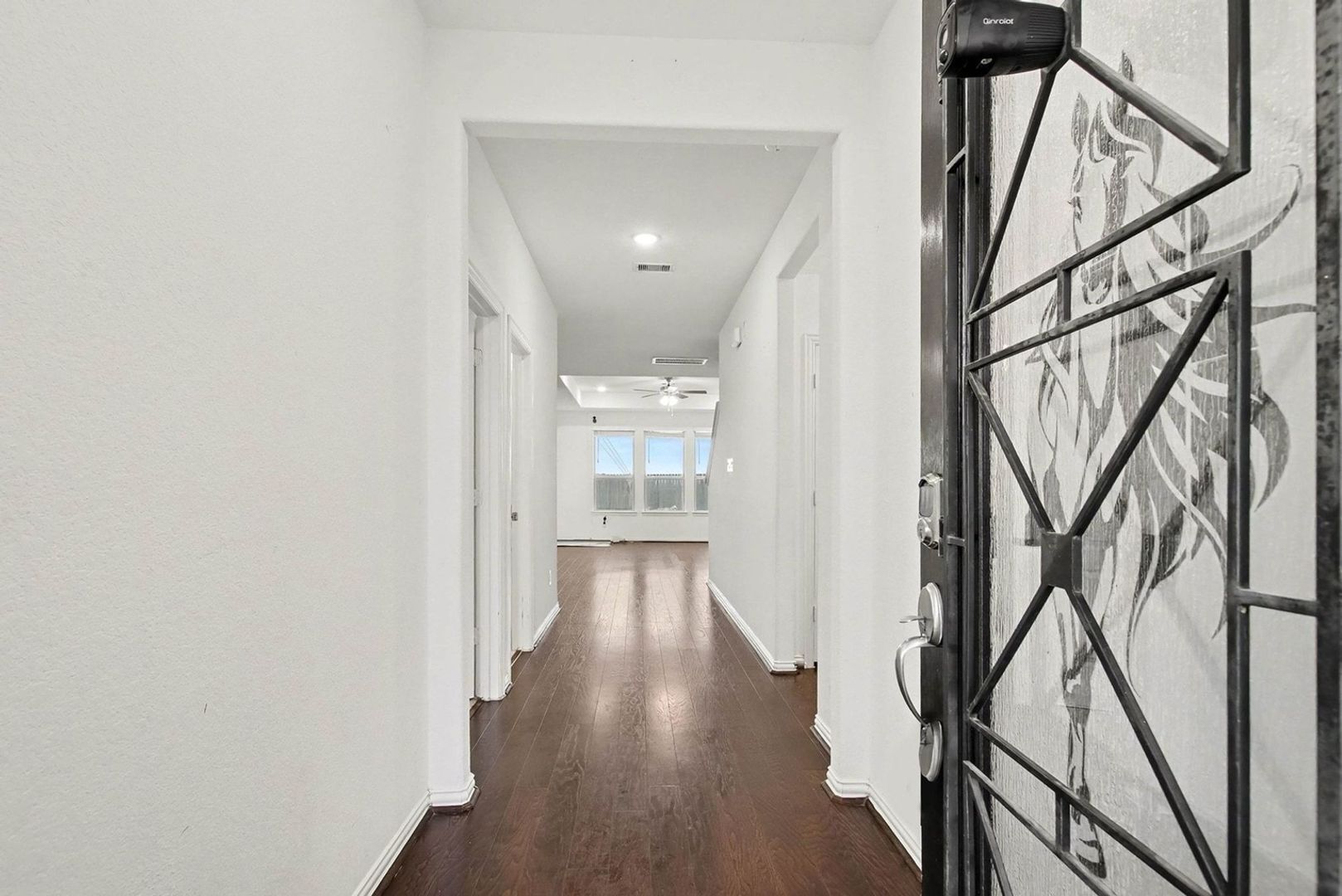 Building Photo - 8114 Royal Palm Ct