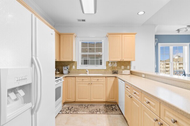 Building Photo - 4891 Luster Leaf Cir