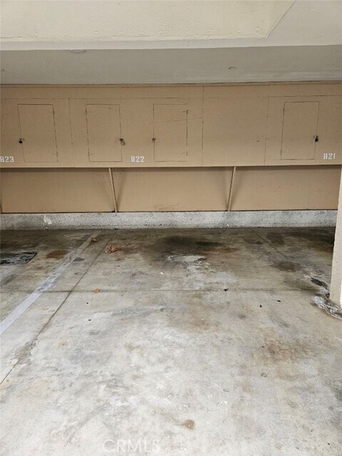 Building Photo - 7770 Youngdale Way