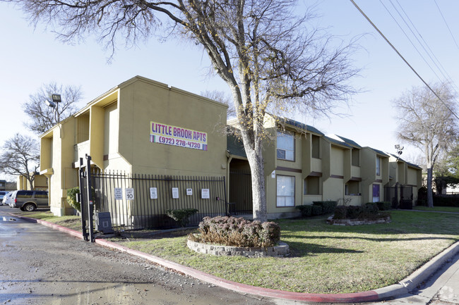Building Photo - Little Brook Apartments