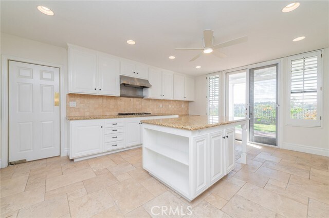 Building Photo - 22201 Wayside