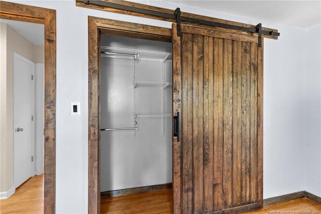 Building Photo - 1440 Marlborough Rd