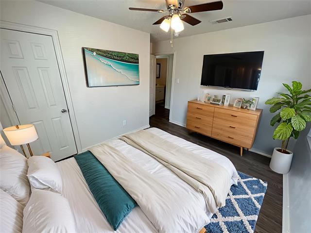 Building Photo - 1321 Woodcrest Dr