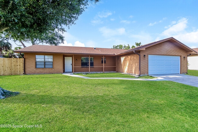 Primary Photo - 1711 Barker St NE