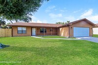 Building Photo - 1711 Barker St NE