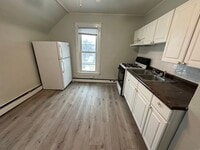 Building Photo - 409 Collins Ave