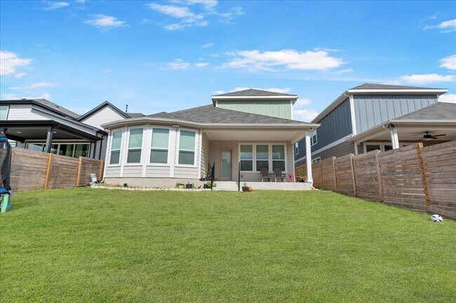 Building Photo - 240 Inlet Ln