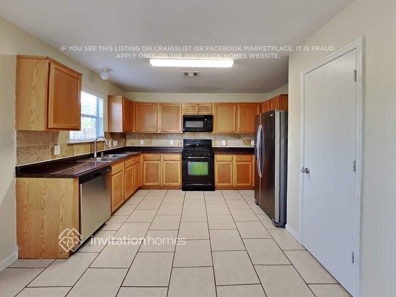 Building Photo - 22114 Orchard Dale Dr