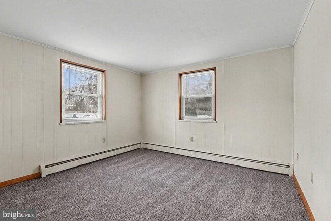 Building Photo - 1550 Bridge St