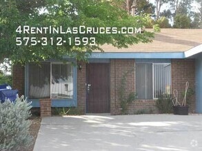 Building Photo - Cute 2/1 with Yard, close to Parks