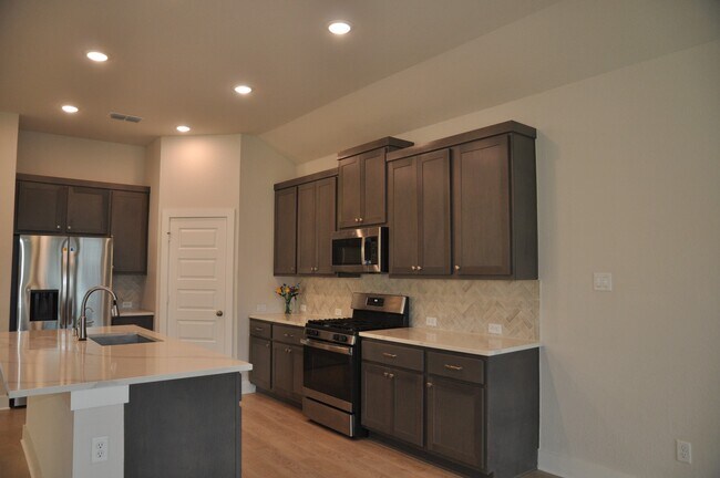 Building Photo - 31822 Grand Orch Ln