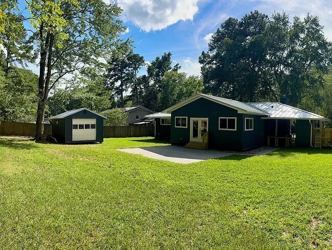 Building Photo - 3507 Manford Dr