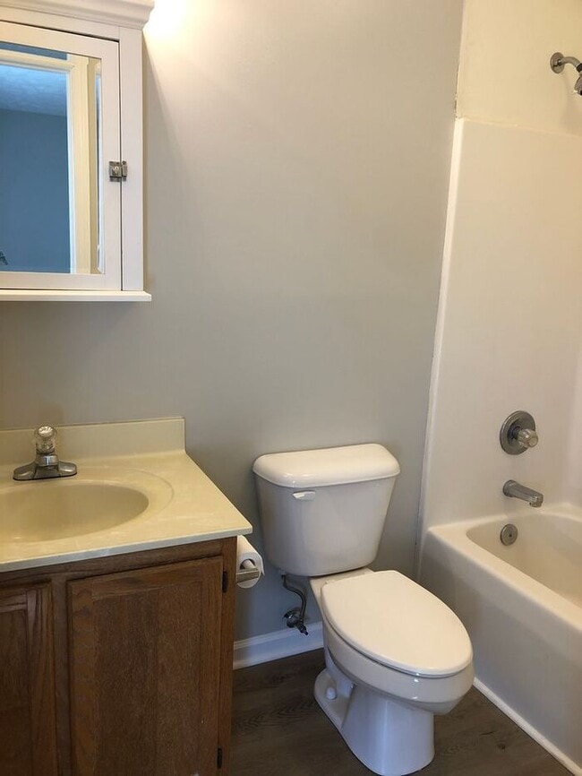 Building Photo - 2209 Mossycup Ln