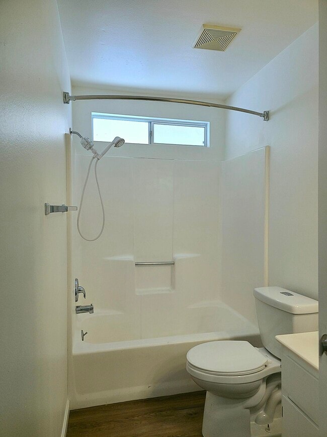 Building Photo - 12800 Avenida Alta Loma
