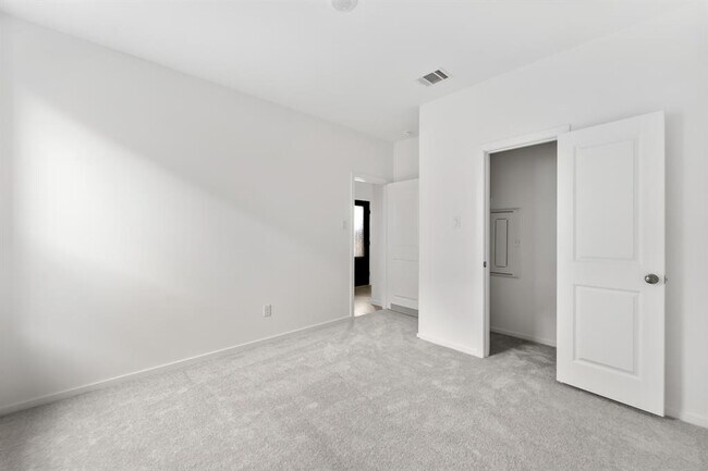 Building Photo - 3052 Ruby Ridge Dr