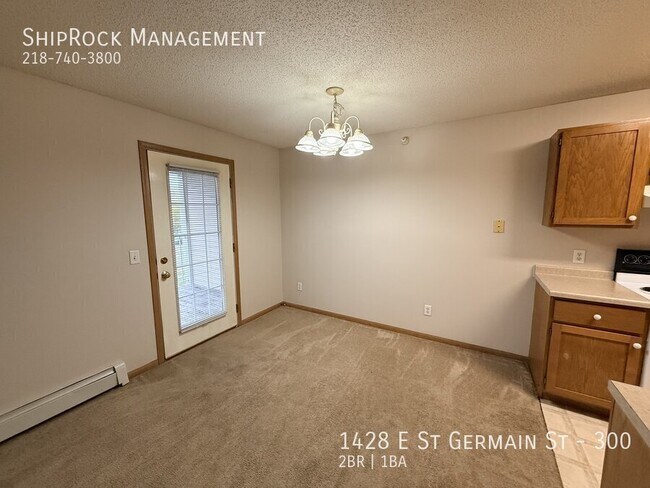 Building Photo - 1428 E St Germain St