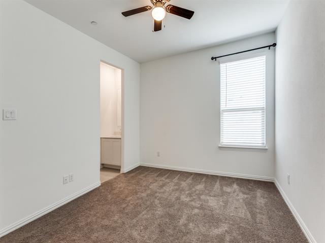 Building Photo - 2122 Creekbluff Ct
