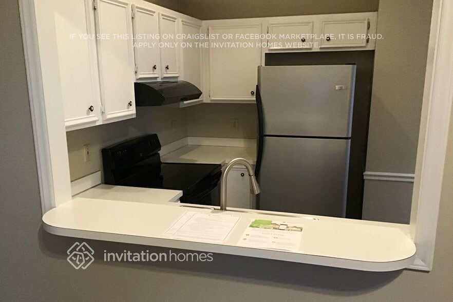 Building Photo - 4301 Emerald Ln