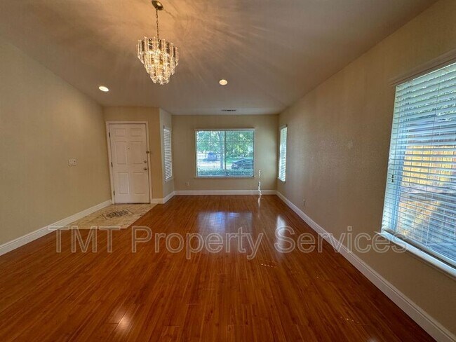 Building Photo - 2144 Gold Hollow Ct