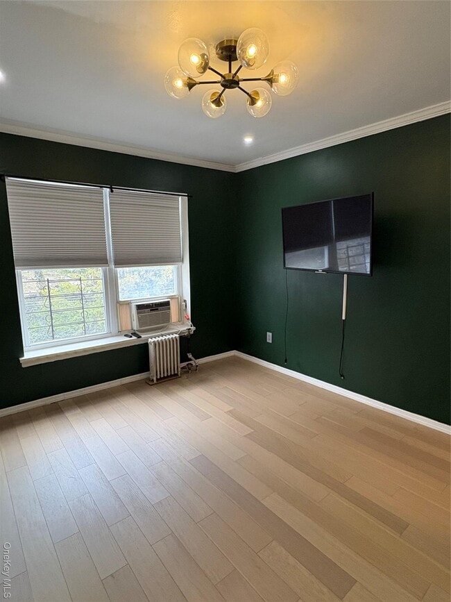 Building Photo - 305 Sixth Ave