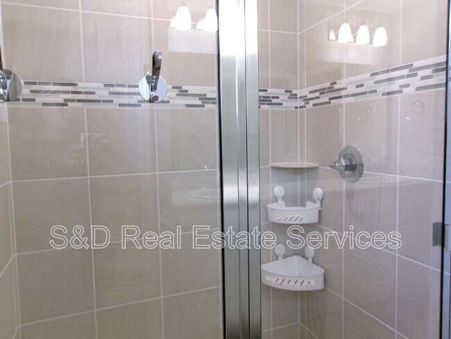 Building Photo - 1247 Mezzavalle Wy