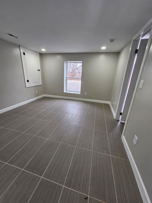 Building Photo - 4904 Sherman Oaks Dr