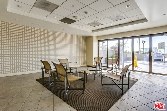 Building Photo - 1100 Wilshire Blvd