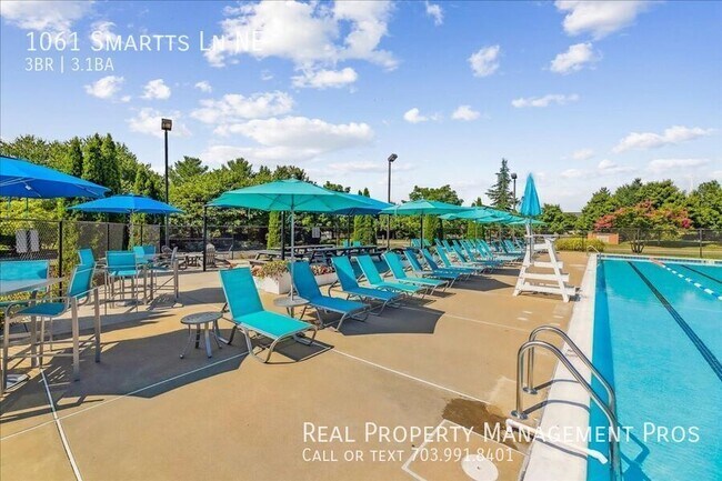 Building Photo - 1061 Smartts Ln NE