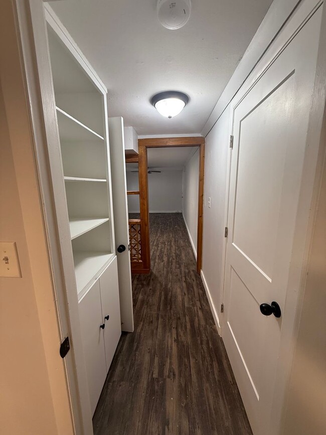 Building Photo - Midtown Apartment- in Historic House