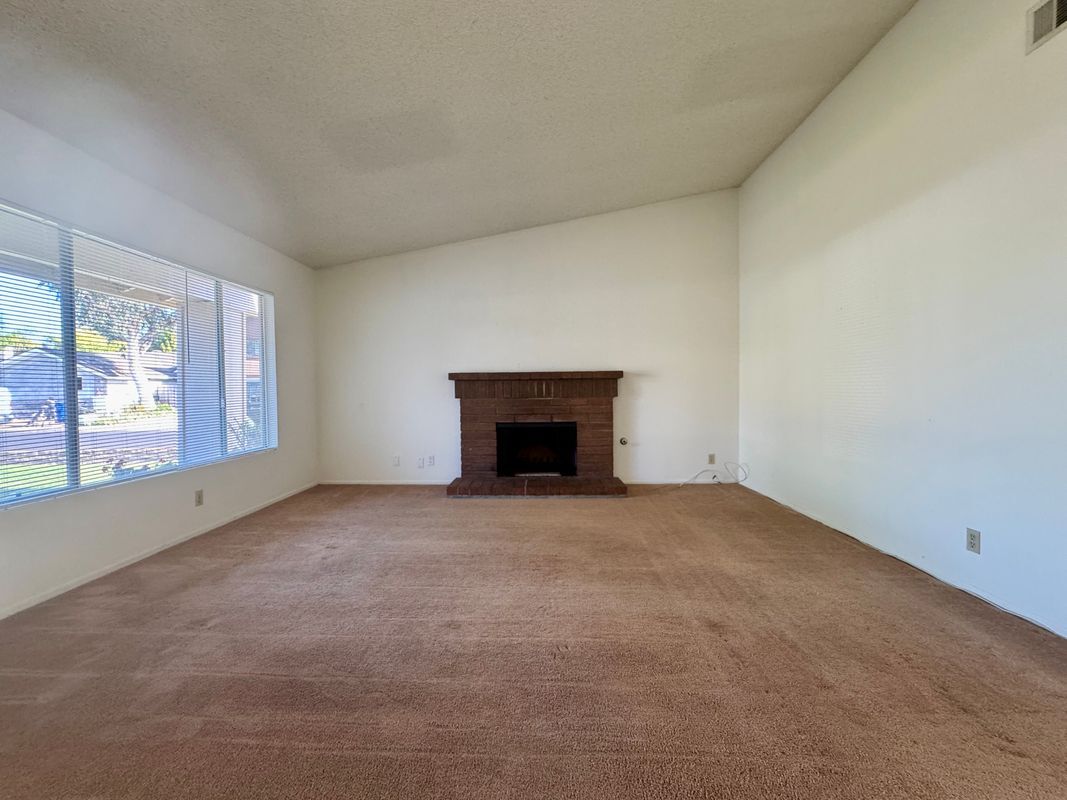 Building Photo - 793 Tioga Pl