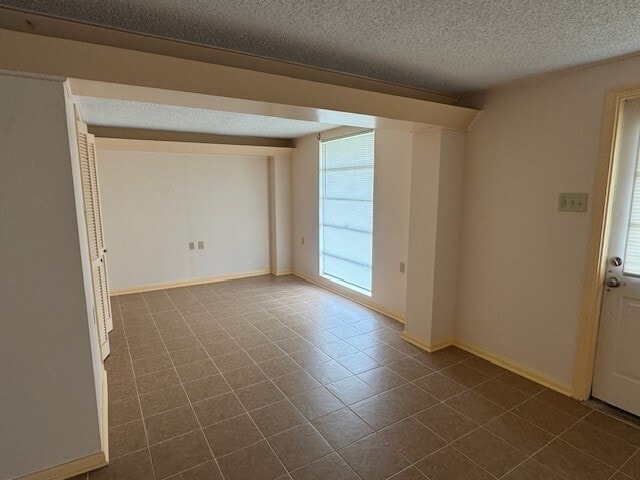 Building Photo - 60 Tarpon St