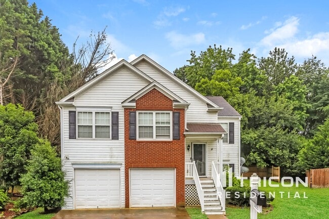 Primary Photo - 3055 W Green Loop