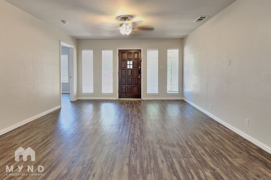Building Photo - 612 S Rough Creek Ct