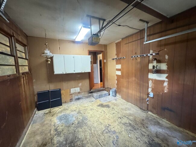 Building Photo - 362 Jack Coleman Dr NW