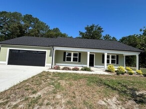 Building Photo - 403 Grand Oaks Dr
