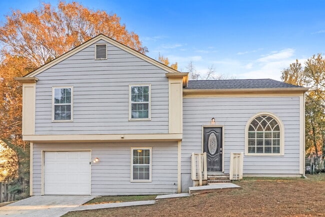 Building Photo - 1561 Black Hickory Pl