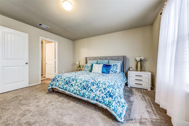 Building Photo - 1774 Pioneer Way