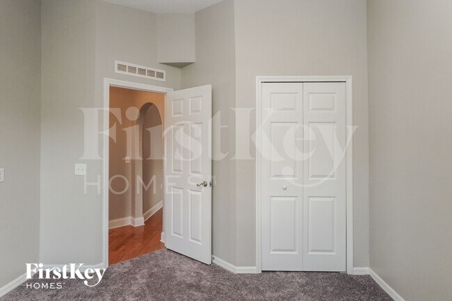 Building Photo - 2079 Hayfield Way