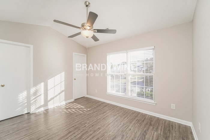 Building Photo - 6201 McIntyre Ridge Dr