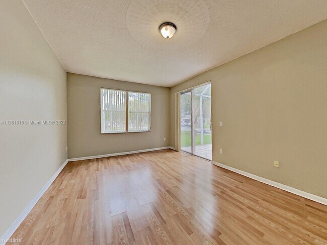 Building Photo - 4 br, 2 bath House - 15901 NW 5th St