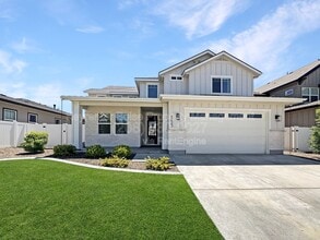 Building Photo - 8423 W Brooks Dr