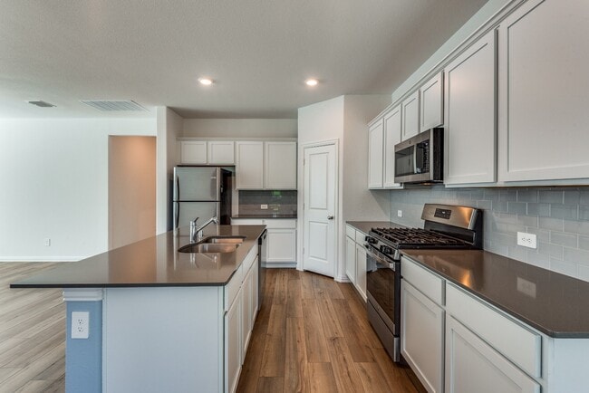 Building Photo - New Construction Home AVAILABLE NOW with washer and dryer INCLUDED!