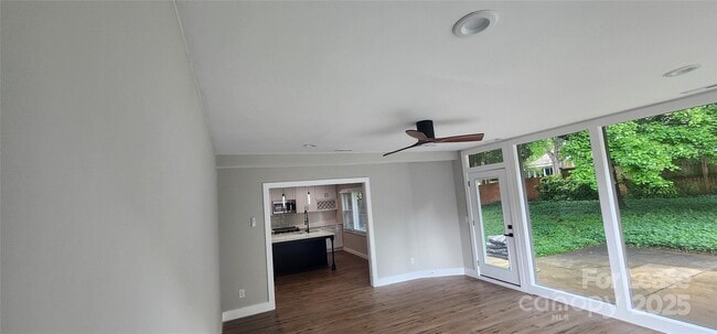 Building Photo - 2000 Tyvola Rd