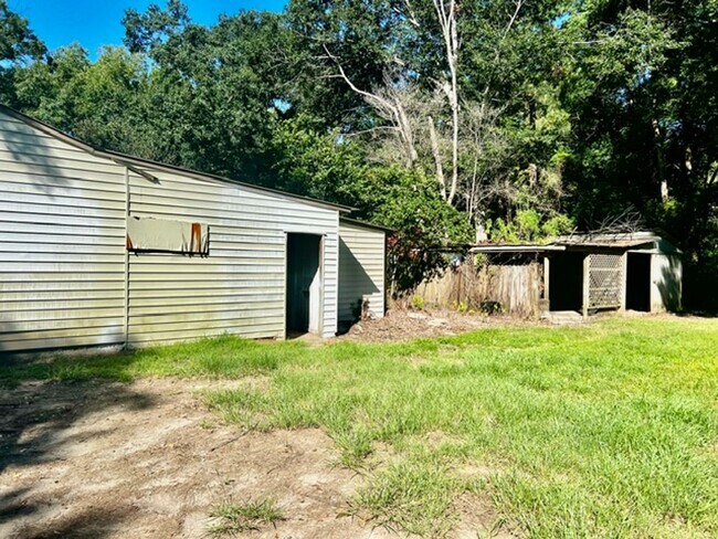 Building Photo - 12950 Del Rio St