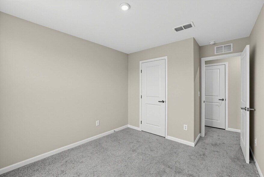 Building Photo - 1042 Westergard Wy