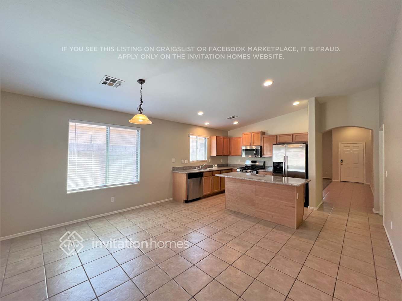 Building Photo - 46092 W Tulip Ln